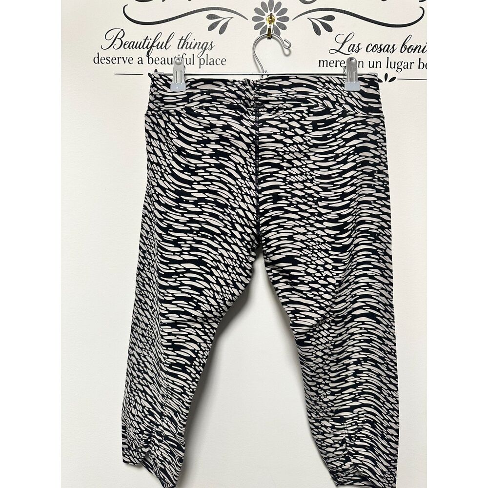 Calvin Klein Performance Black White Abstract Quick Dry Capri Leggings Medium EU